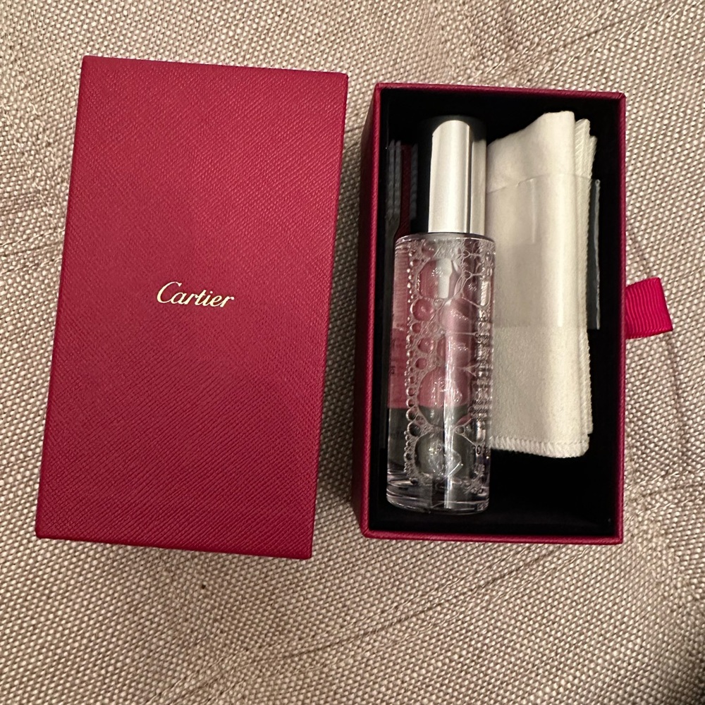 Cartier cleaning kit